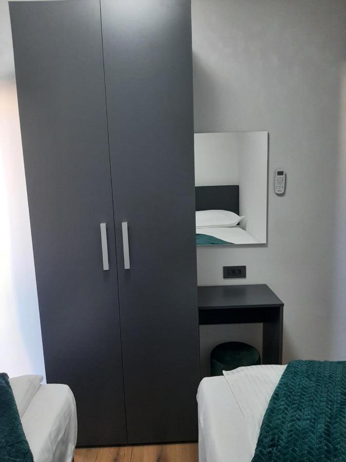 Apartman Mate Lopar Exteriör bild