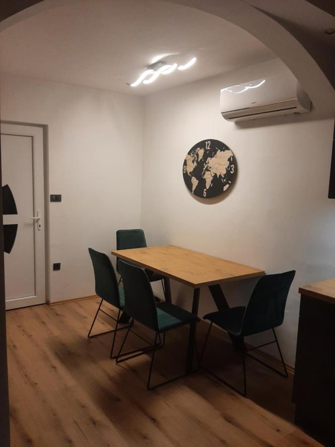 Apartman Mate Lopar Exteriör bild