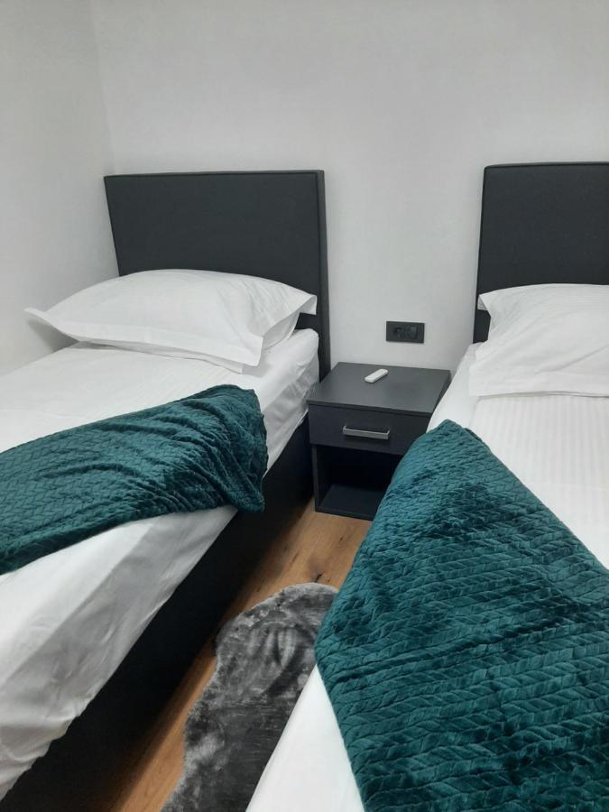 Apartman Mate Lopar Exteriör bild
